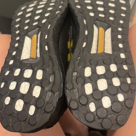 Adidas Ultraboost DNA x Von Miller Men's Mid Shoes - Picture 6 of 15